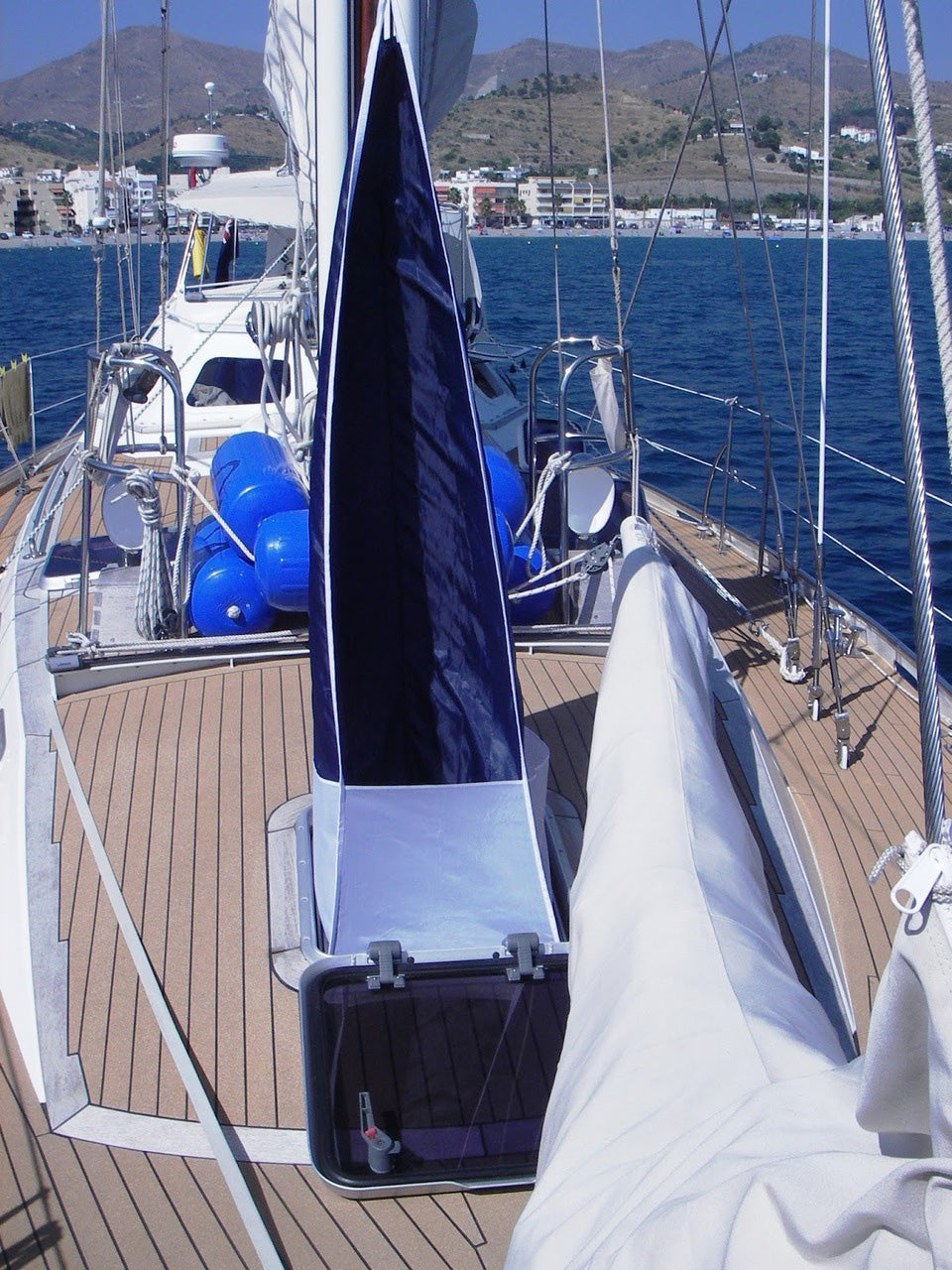 Breeze Bandit Wind Scoop - Boat Hatch Breeze Catcher Indie Marine