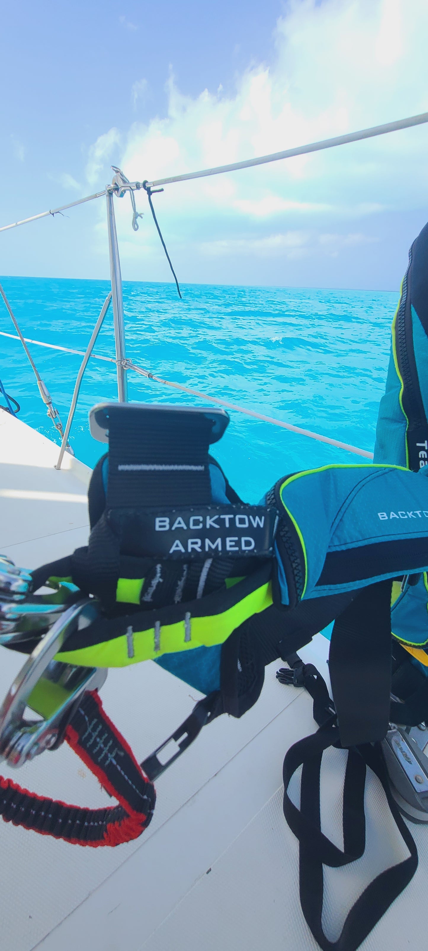 BackTow armed on the TeamO PFD