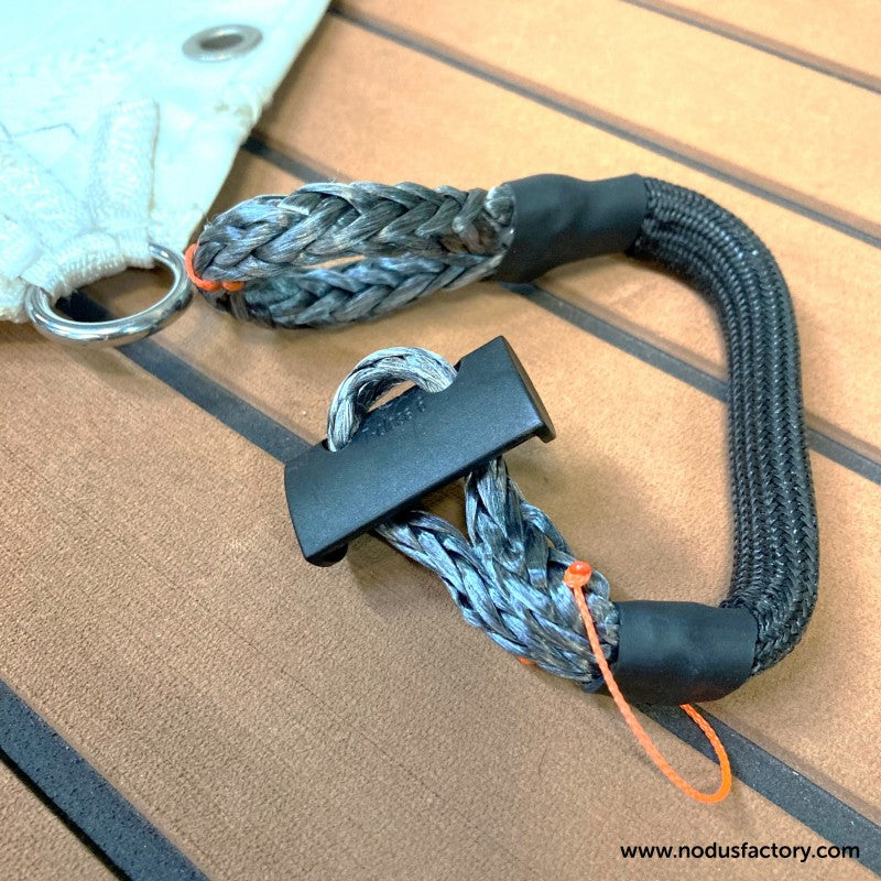Halyard and Sheet Shackles (with Cover) - Available Size Options » Cs3, Cs5, Cs6, Cs8 » Cs