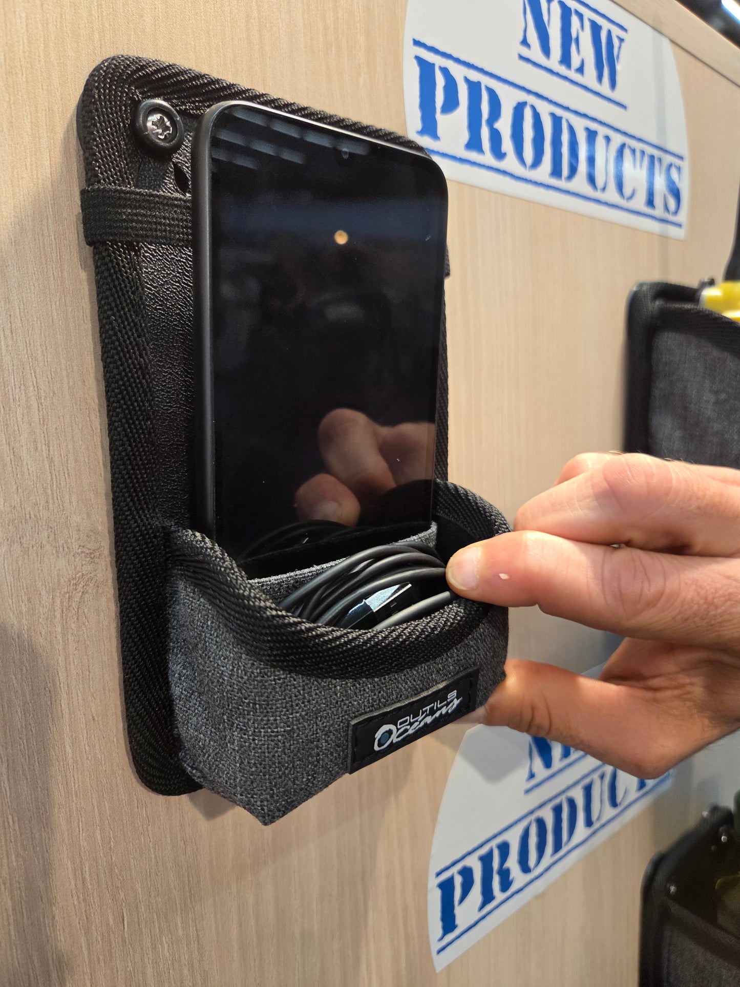 Outils Oceans Smartphone Holder – Cockpit Phone Storage (Made in France)