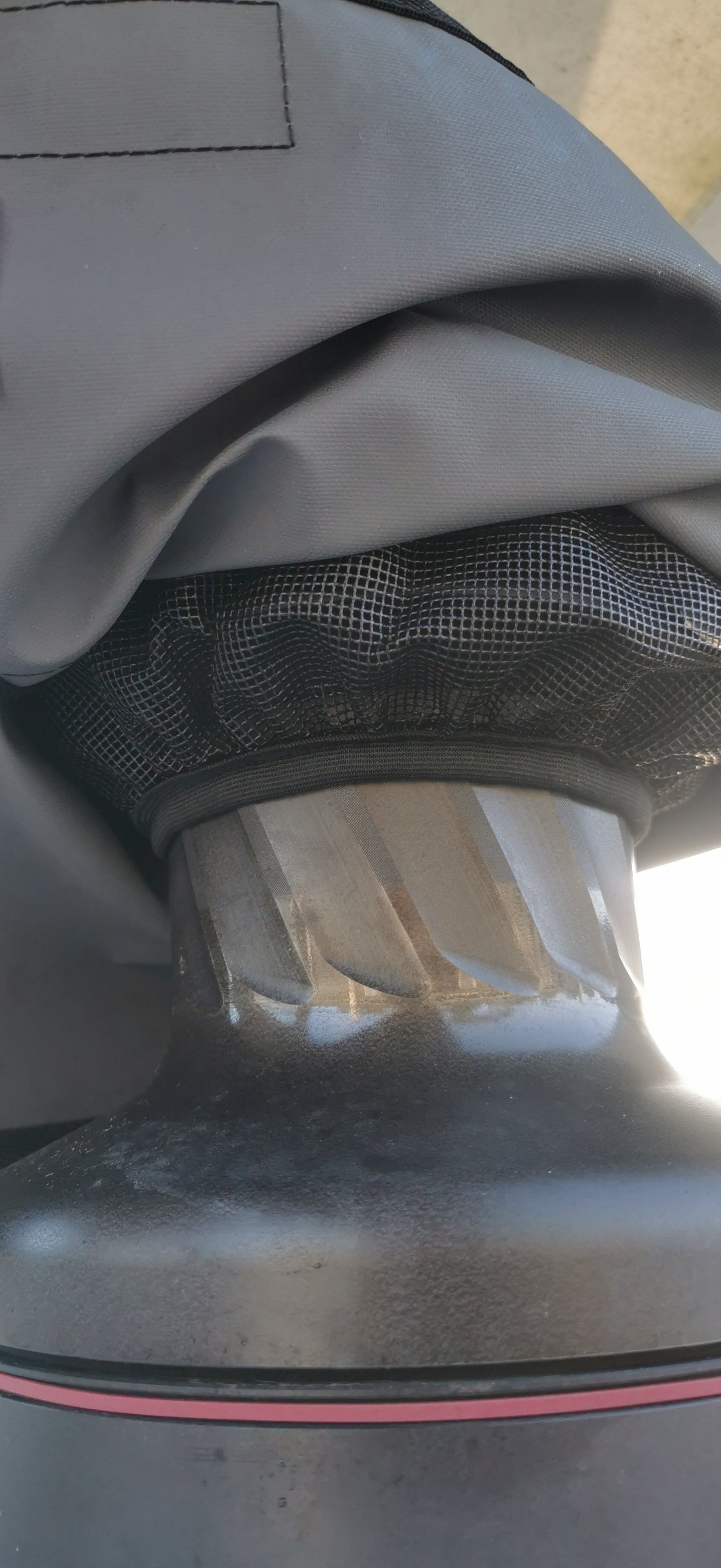 Close-up of a winch cover grip system on a winch for a sailboat